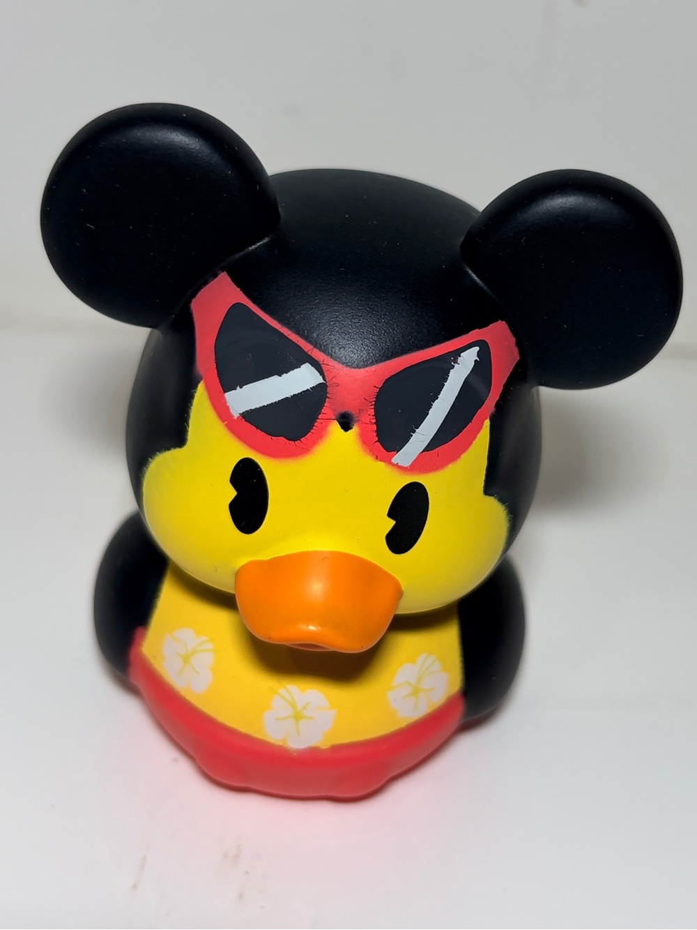 Duckalooz Disney Mickey Mouse Duck Summer Figure Red Sunglasses Collectible Toy